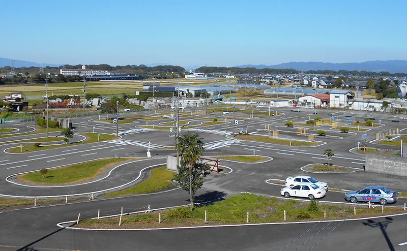 瀬高自動車学校